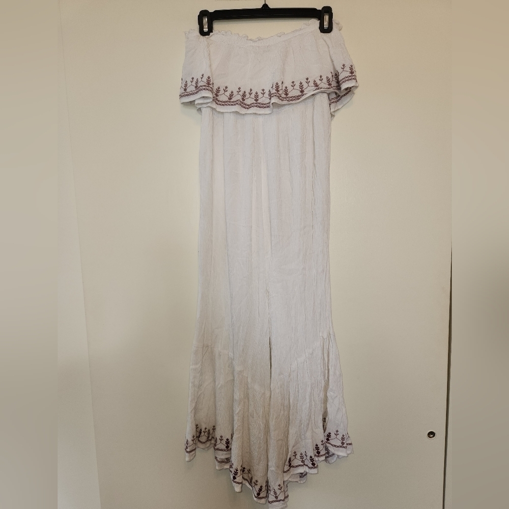 American Eagle Outfitters White Jumpsuit, Size Medium